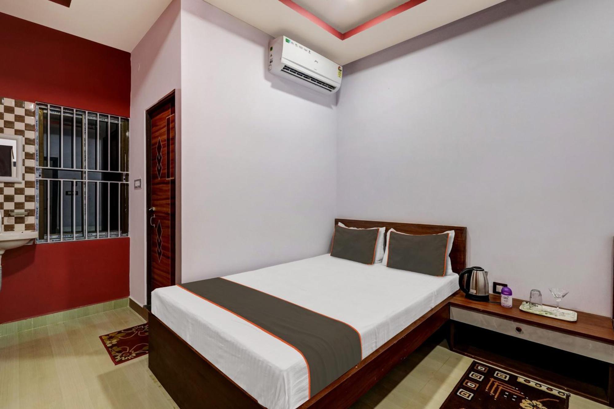 Collection O Ashirbad Lodge Guwahati Exterior foto